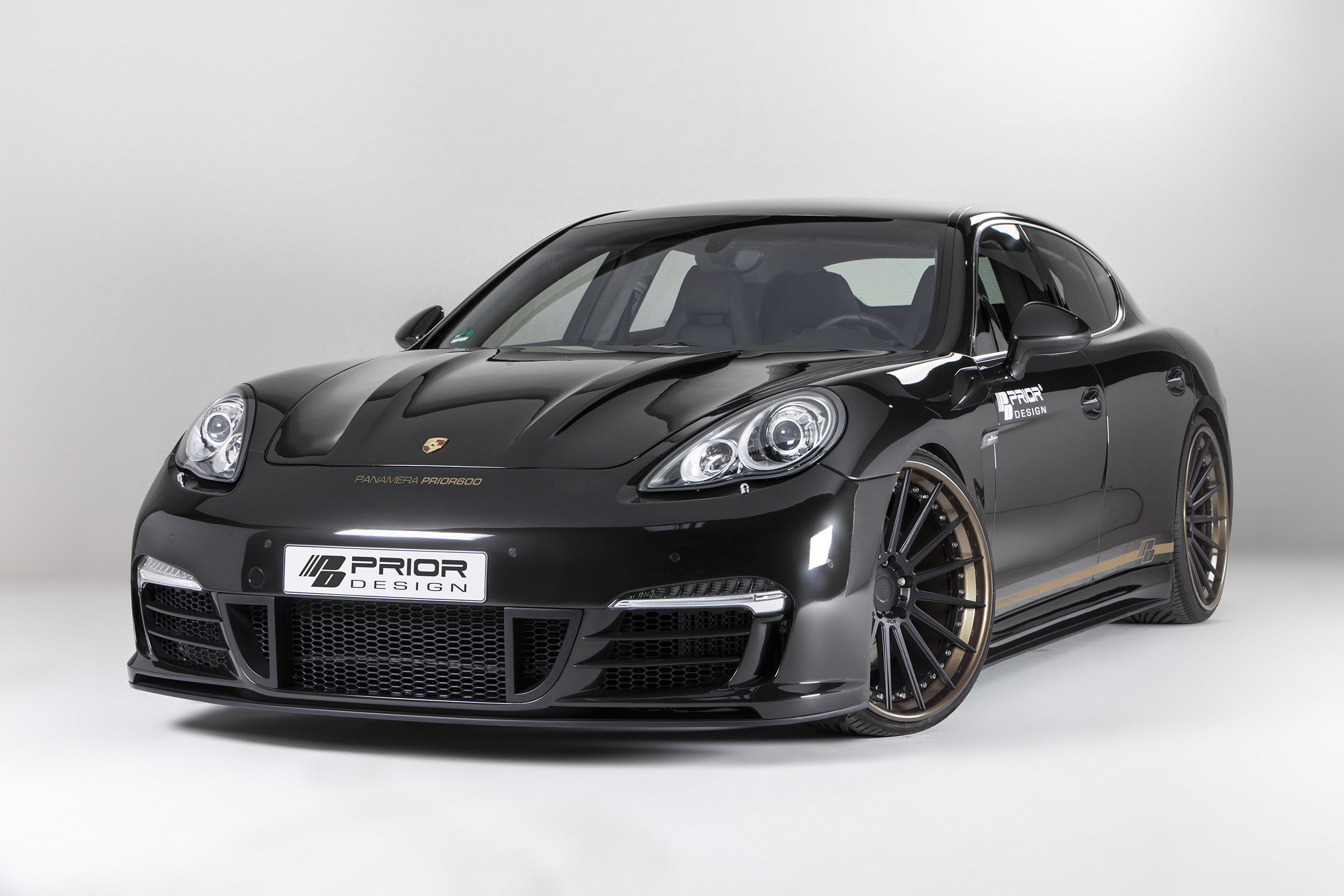 Новый обвес от Prior Design для Porsche Panamera
